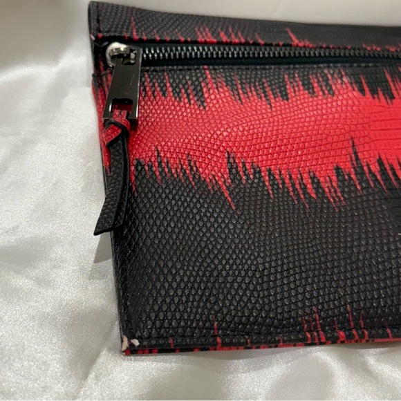 Sondra Roberts Squared Clutch Envelope Bag Red Black Edgy Whimsigoth Snakeskin - Picture 8 of 11